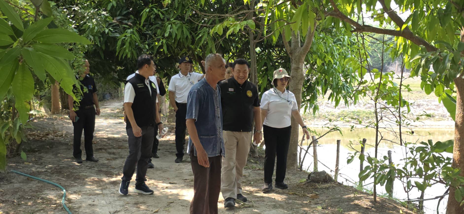 title - เลขาธิการ ส.ป.ก. ลงพื้นที่ตรวจเยี่ยมกลุ่มวิสาหกิจชุมชนโคขุนหนองแหน และศูนย์ต้นแบบเกษตรทฤษฎีใหม่ในเขตปฏิรูปที่ดิน จังหวัดยโสธร